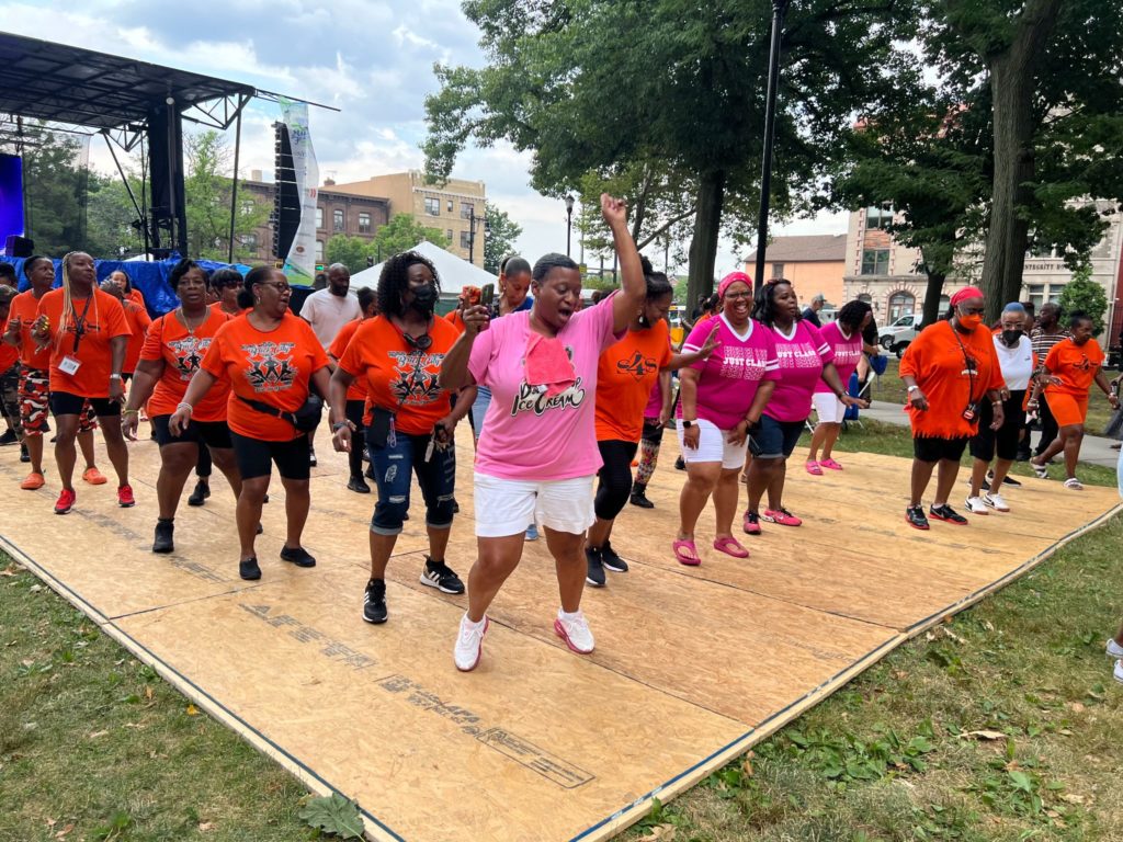 NEWARK NEW JERSEY’S ‘BEST KEPT SECRET’ NO MORE!  HERE’S A RECAP OF ‘SOUL LINE DANCING’ AT THE  15th ANNIVERSARY LINCOLN PARK MUSIC FESTIVAL